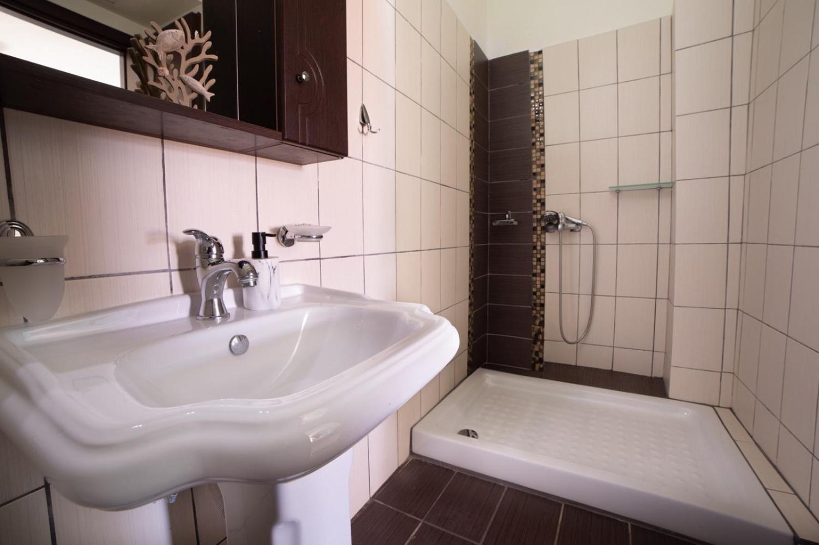 Goldenhill Studios&Apartments Skiathos Town Ngoại thất bức ảnh